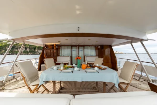 M/Y Nafisa yacht for sale